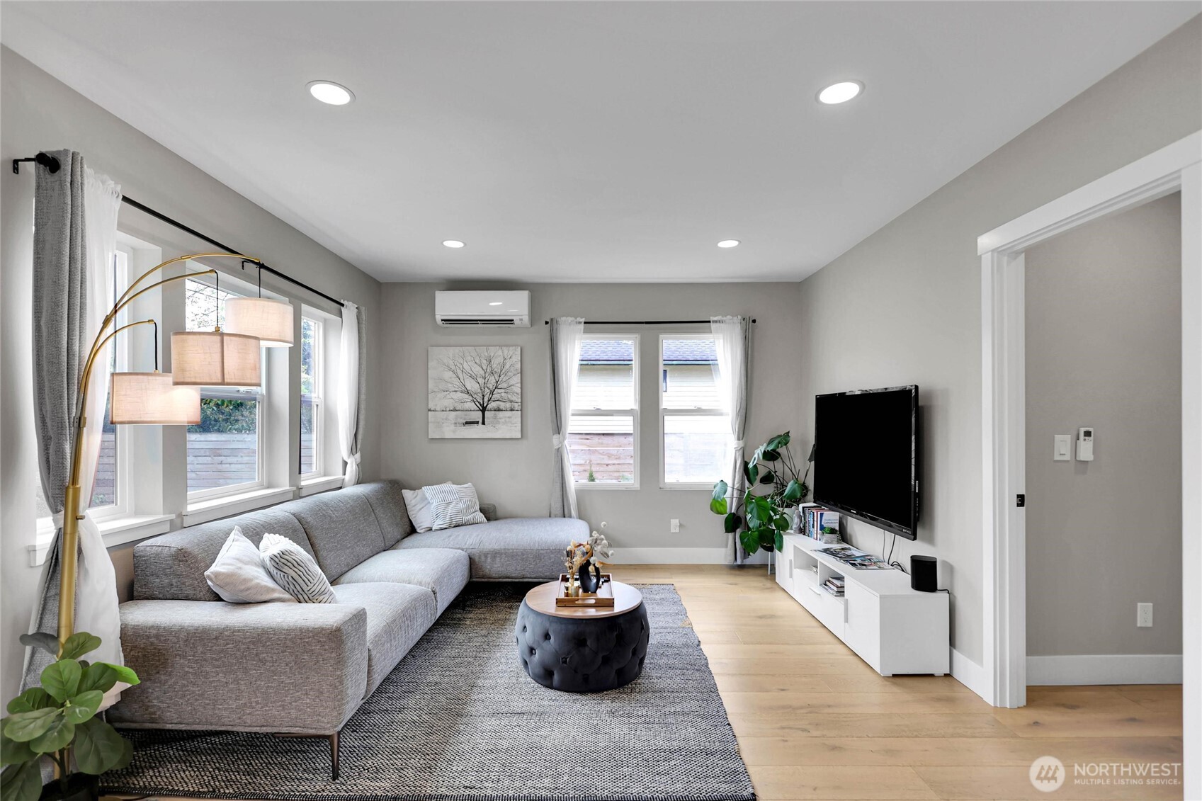 7901 16th Avenue SW Seattle WA 98106