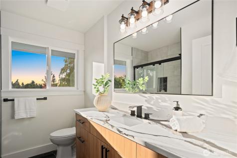 708 Waverly Avenue Everett WA 98201