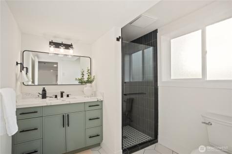 708 Waverly Avenue Everett WA 98201