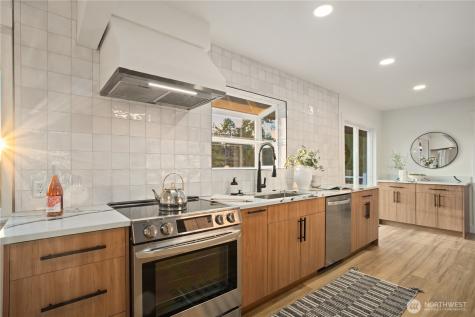 708 Waverly Avenue Everett WA 98201