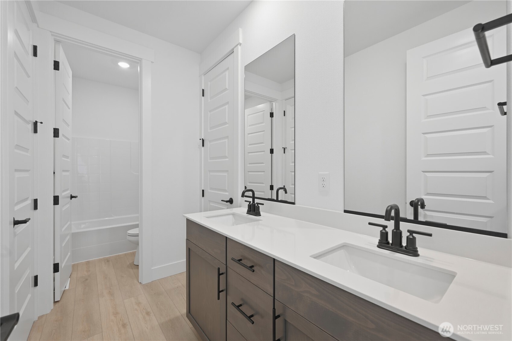 32133 Pacific Avenue SE Black Diamond WA 98010