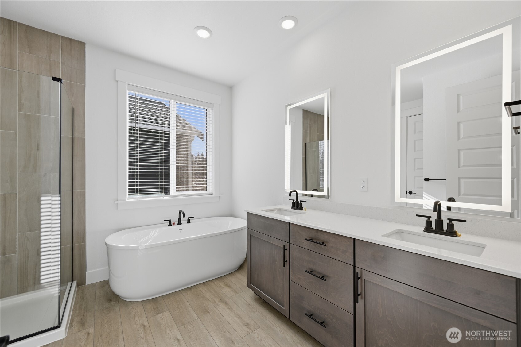 32133 Pacific Avenue SE Black Diamond WA 98010