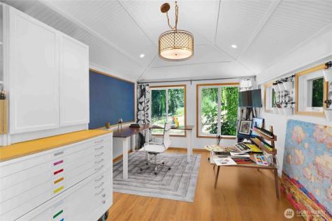 24215 75th Avenue SE Woodinville WA 98072