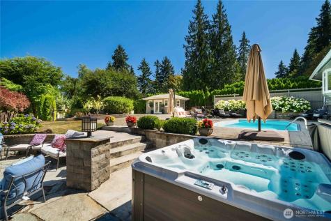 24215 75th Avenue SE Woodinville WA 98072