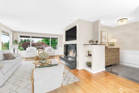 24215 75th Avenue SE Woodinville WA 98072