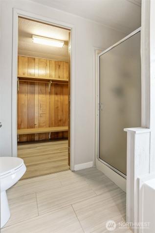 23728 Vista View Bothell WA 98021