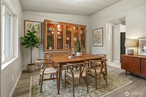 23728 Vista View Bothell WA 98021