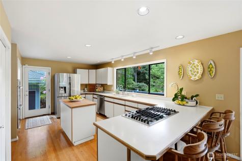 18926 NE 127th Street Redmond WA 98052