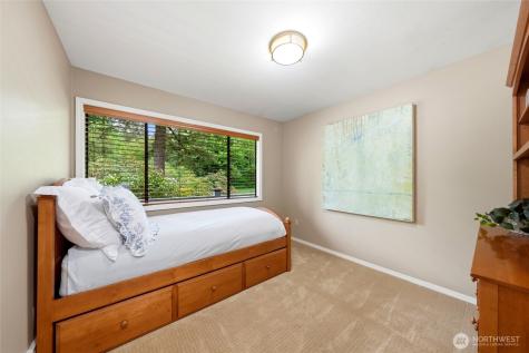 18926 NE 127th Street Redmond WA 98052