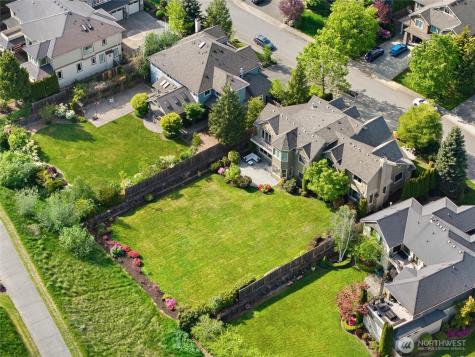 15407 SE 80th Street Newcastle WA 98059