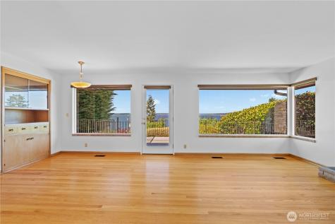 5911 49th Avenue SW Seattle WA 98136