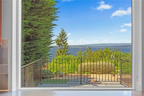 5911 49th Avenue SW Seattle WA 98136
