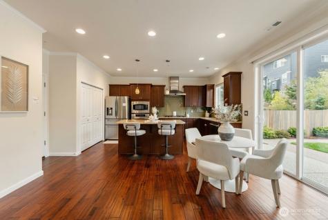 7640 NE 195th Street Kenmore WA 98028