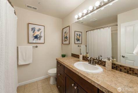 7640 NE 195th Street Kenmore WA 98028