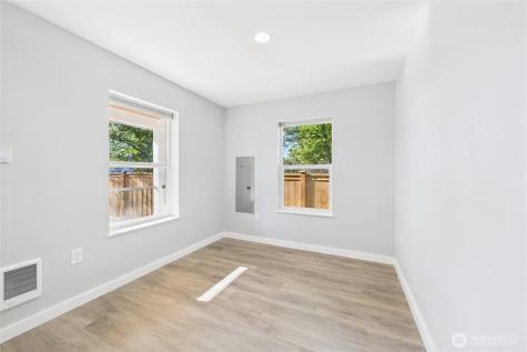 1002 E Delilah Rose Lane Westport WA 98595