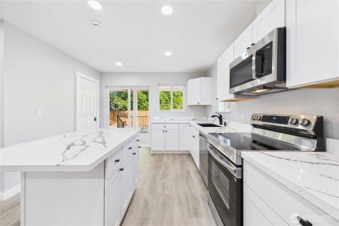1002 E Delilah Rose Lane Westport WA 98595