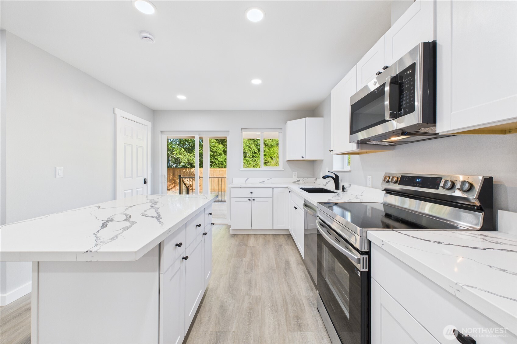 1002 E Delilah Rose Lane Westport WA 98595