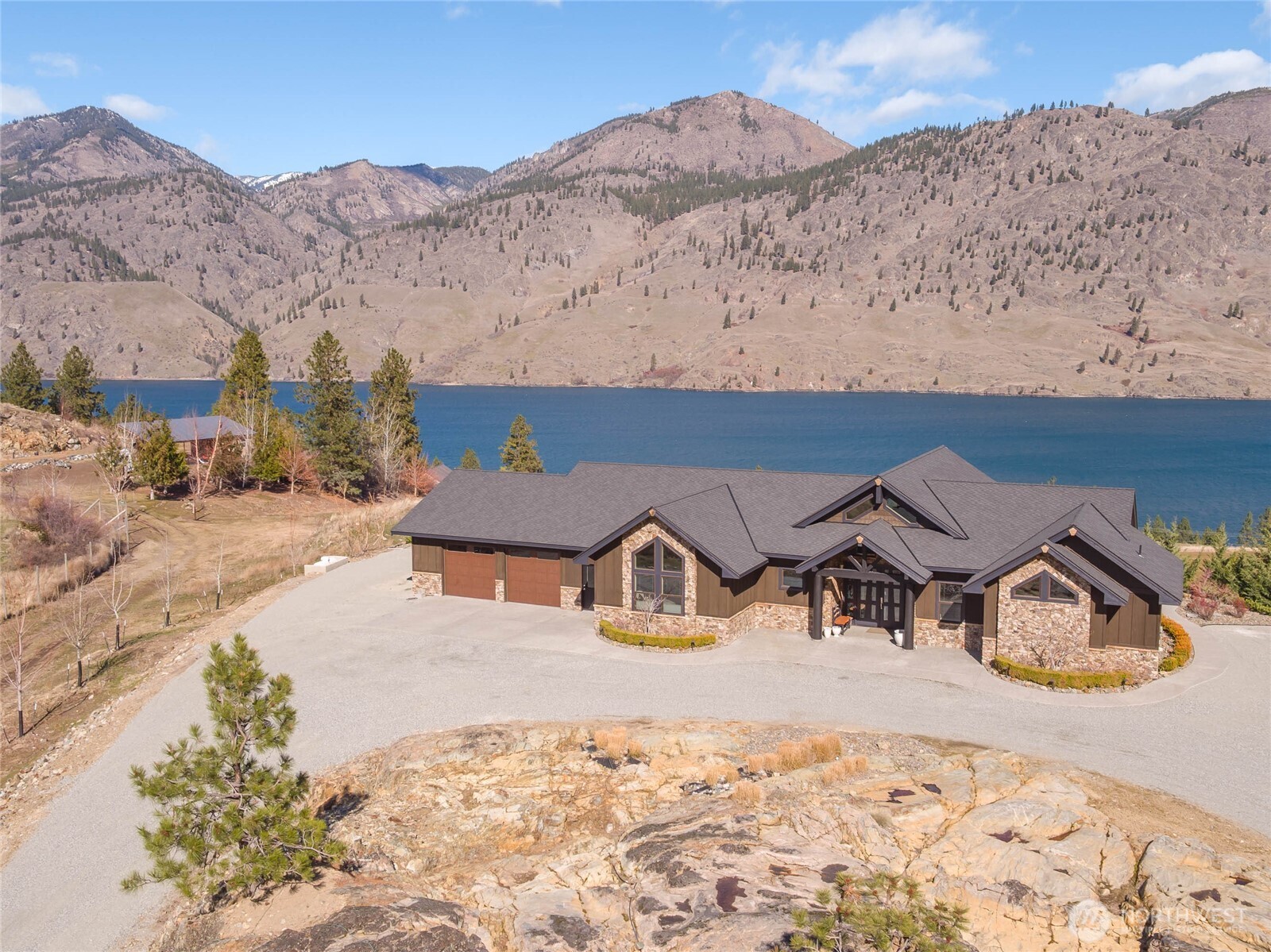 206 Mountain Lake Lane Chelan WA 98816