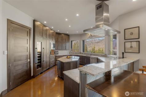 206 Mountain Lake Lane Chelan WA 98816
