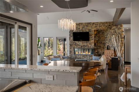 206 Mountain Lake Lane Chelan WA 98816