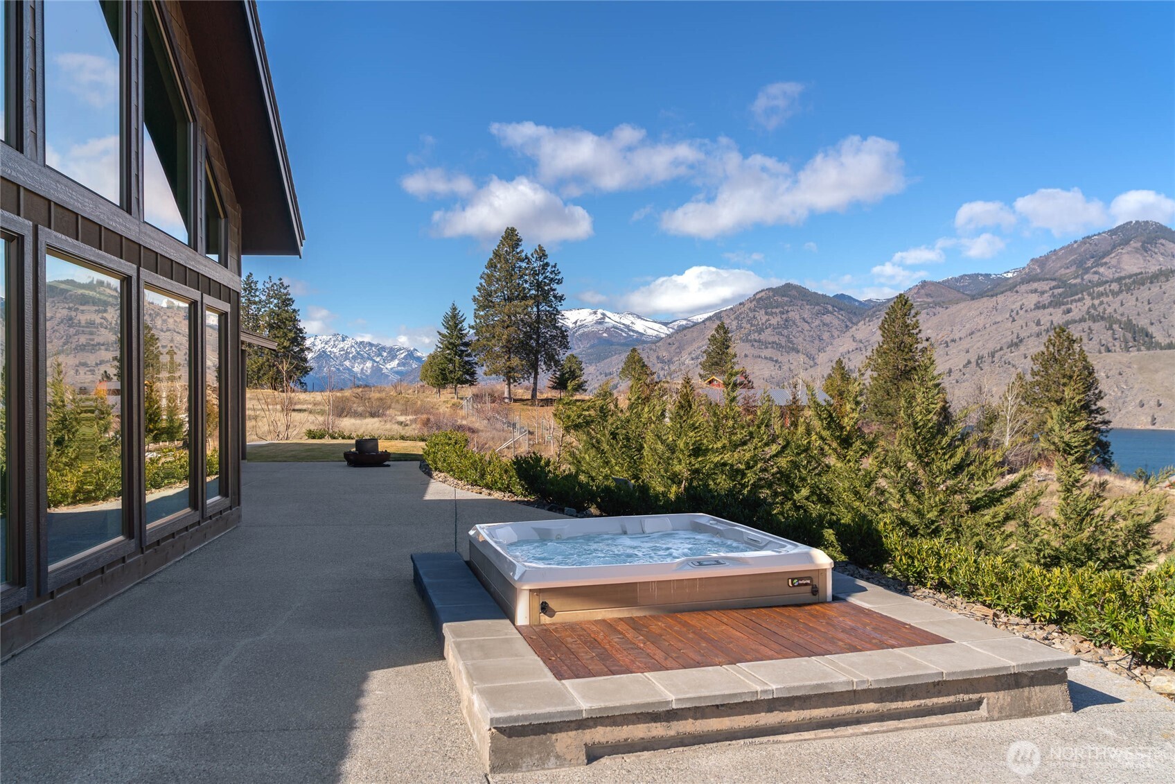 206 Mountain Lake Lane Chelan WA 98816