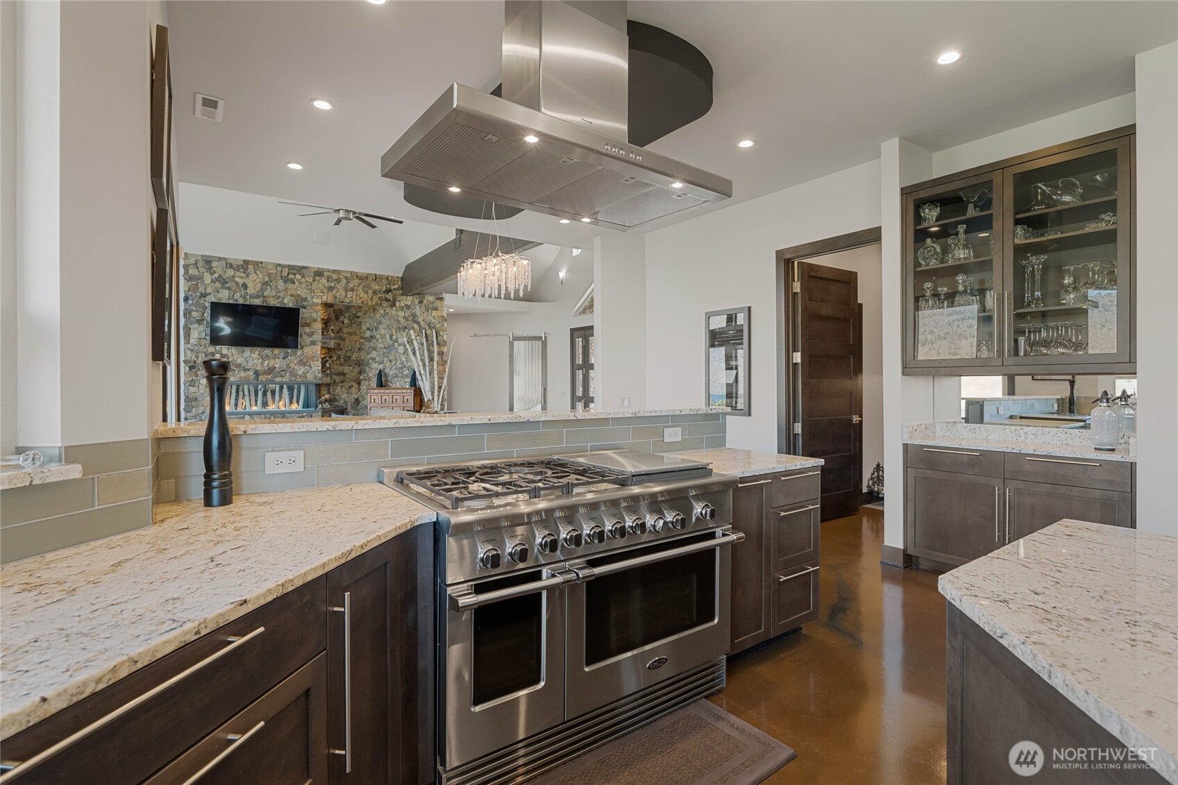 206 Mountain Lake Lane Chelan WA 98816