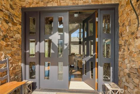 206 Mountain Lake Lane Chelan WA 98816