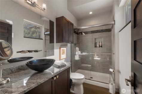 206 Mountain Lake Lane Chelan WA 98816
