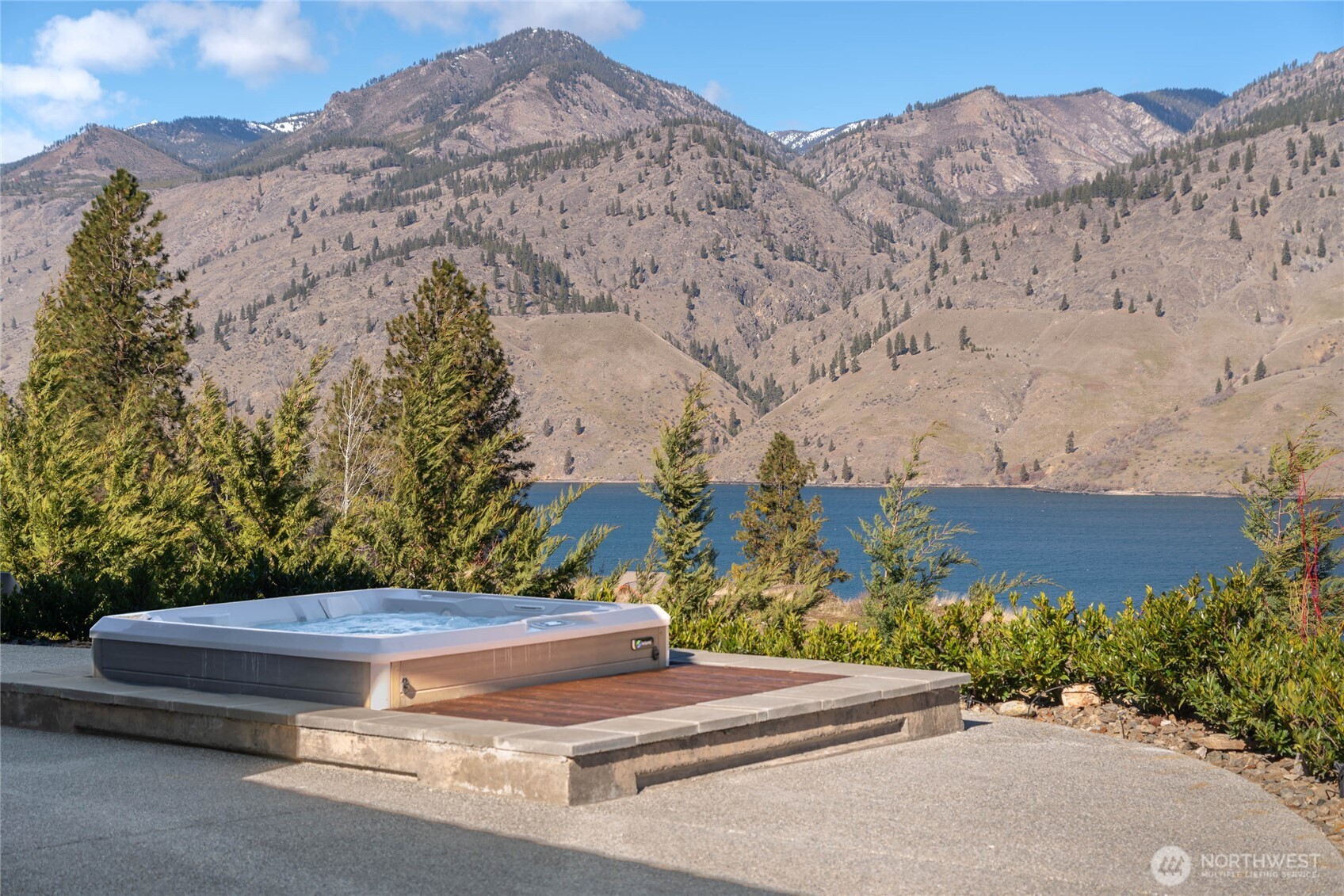 206 Mountain Lake Lane Chelan WA 98816