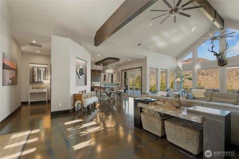 206 Mountain Lake Lane Chelan WA 98816