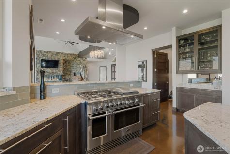 206 Mountain Lake Lane Chelan WA 98816