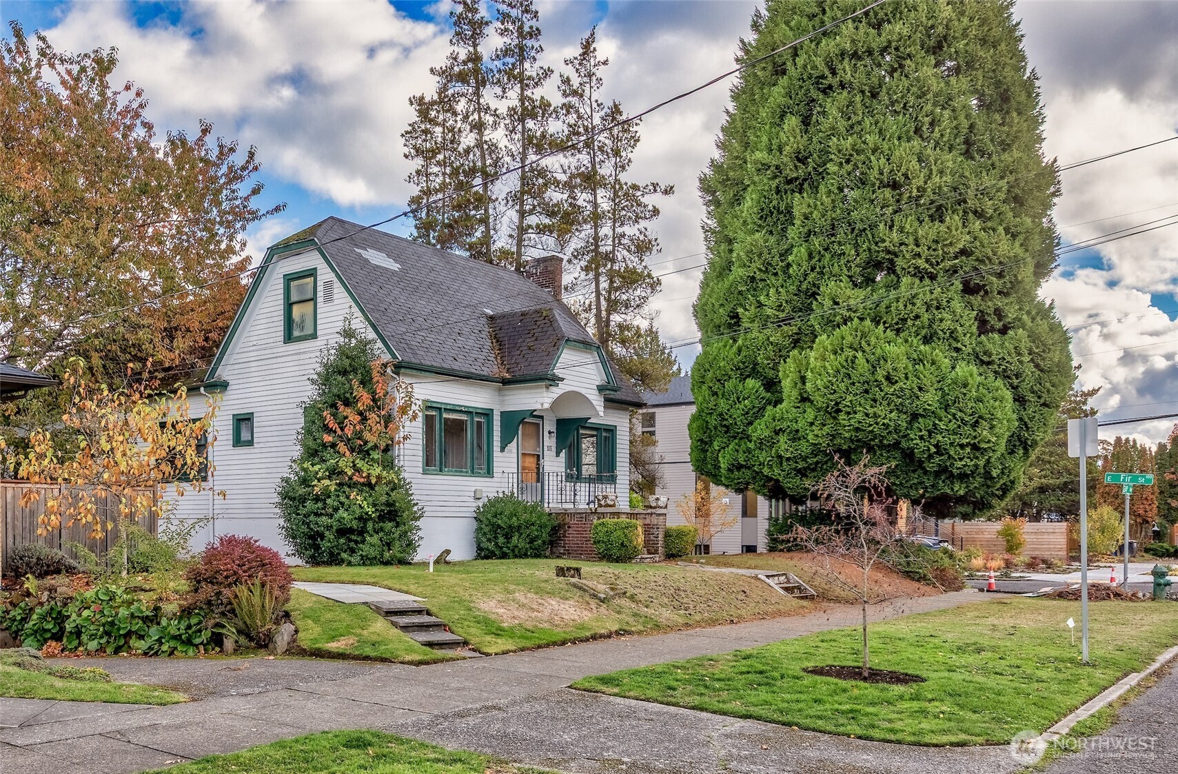 150 24th Avenue Seattle WA 98122