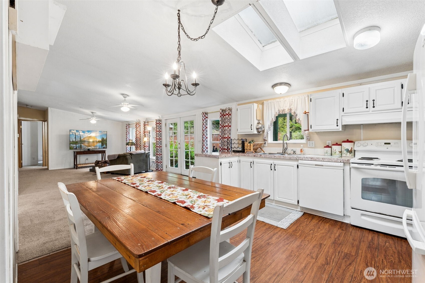 13159 Glenwood Road SW Port Orchard WA 98367