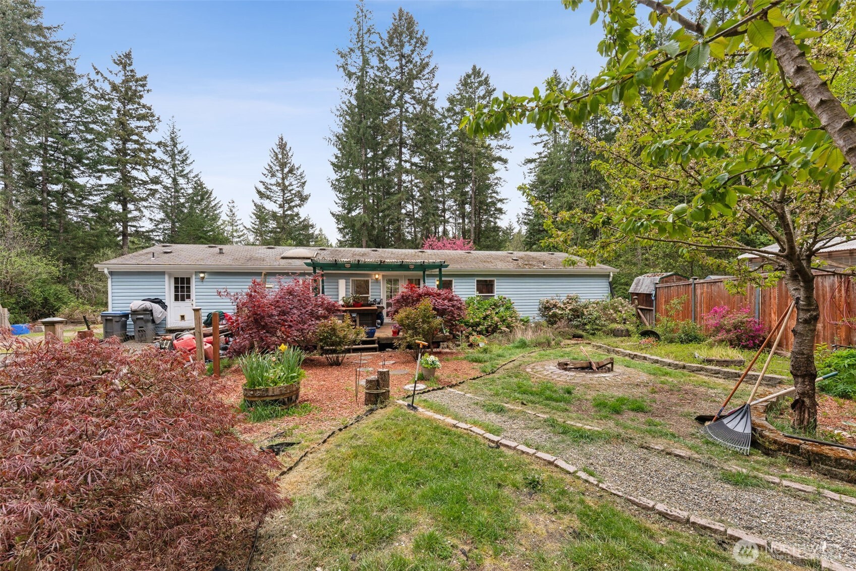 13159 Glenwood Road SW Port Orchard WA 98367