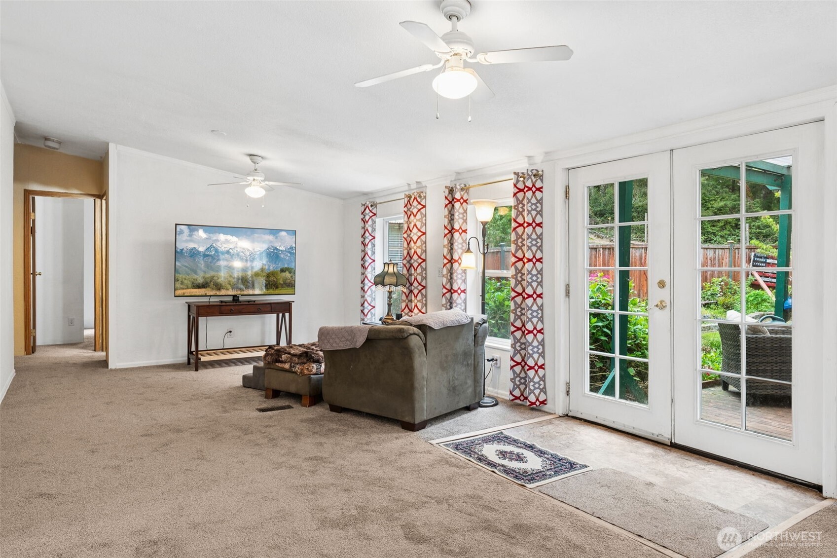 13159 Glenwood Road SW Port Orchard WA 98367