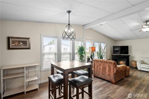 1427 100th Street SW Everett WA 98204