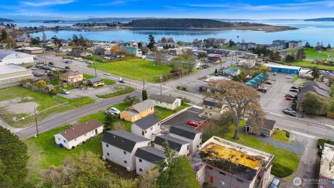 476 SE Barrington Drive Oak Harbor WA 98277