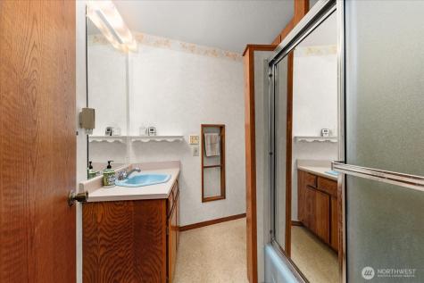 1470 State Route 174 Grand Coulee WA 99133