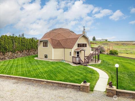 1470 State Route 174 Grand Coulee WA 99133
