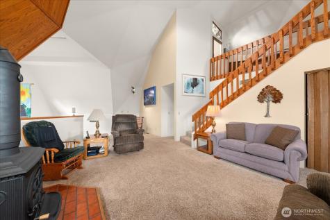 1470 State Route 174 Grand Coulee WA 99133