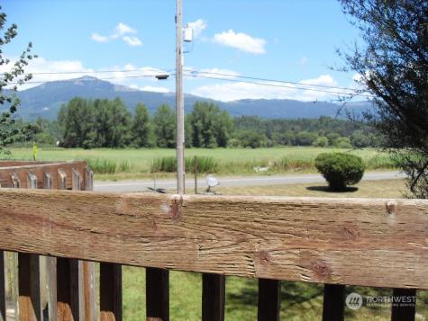 35590 Shangrila Drive Sedro Woolley WA 98284