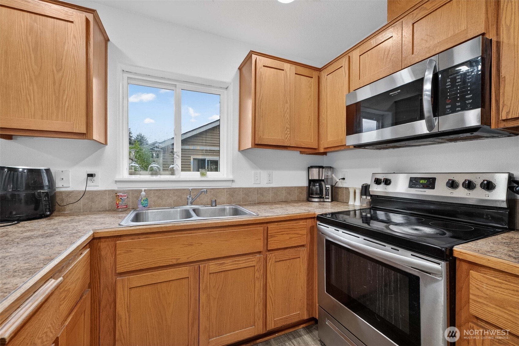 1817 NE 90th Circle Vancouver WA 98665