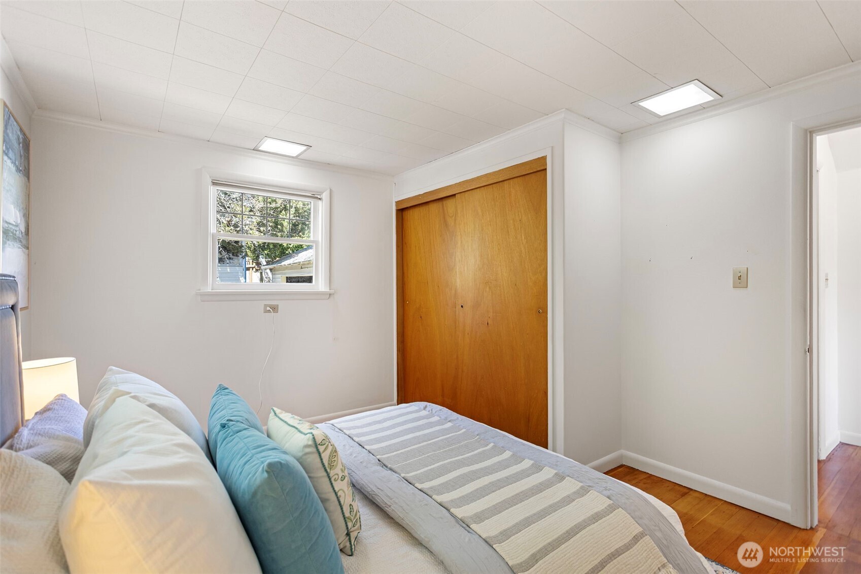 4812 SW Stevens Street Seattle WA 98116