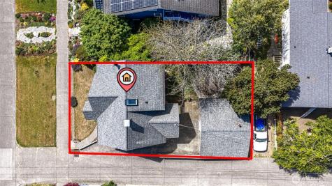 4812 SW Stevens Street Seattle WA 98116