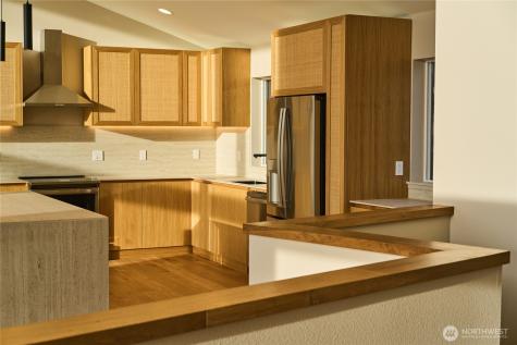 27208 J Lane Ocean Park WA 98640