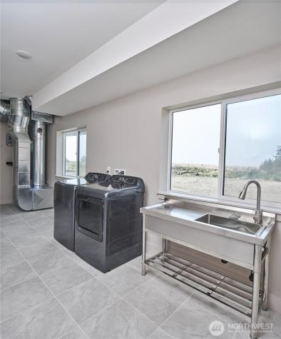 27208 J Lane Ocean Park WA 98640