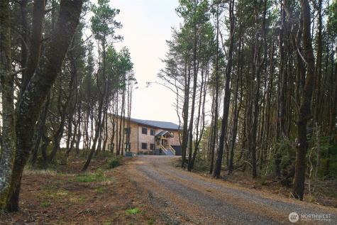 27208 J Lane Ocean Park WA 98640