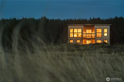 27208 J Lane Ocean Park WA 98640