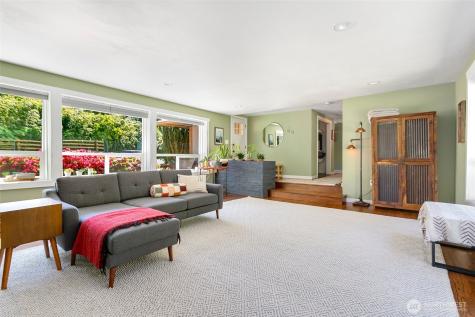 1909 Division Street NW Olympia WA 98502