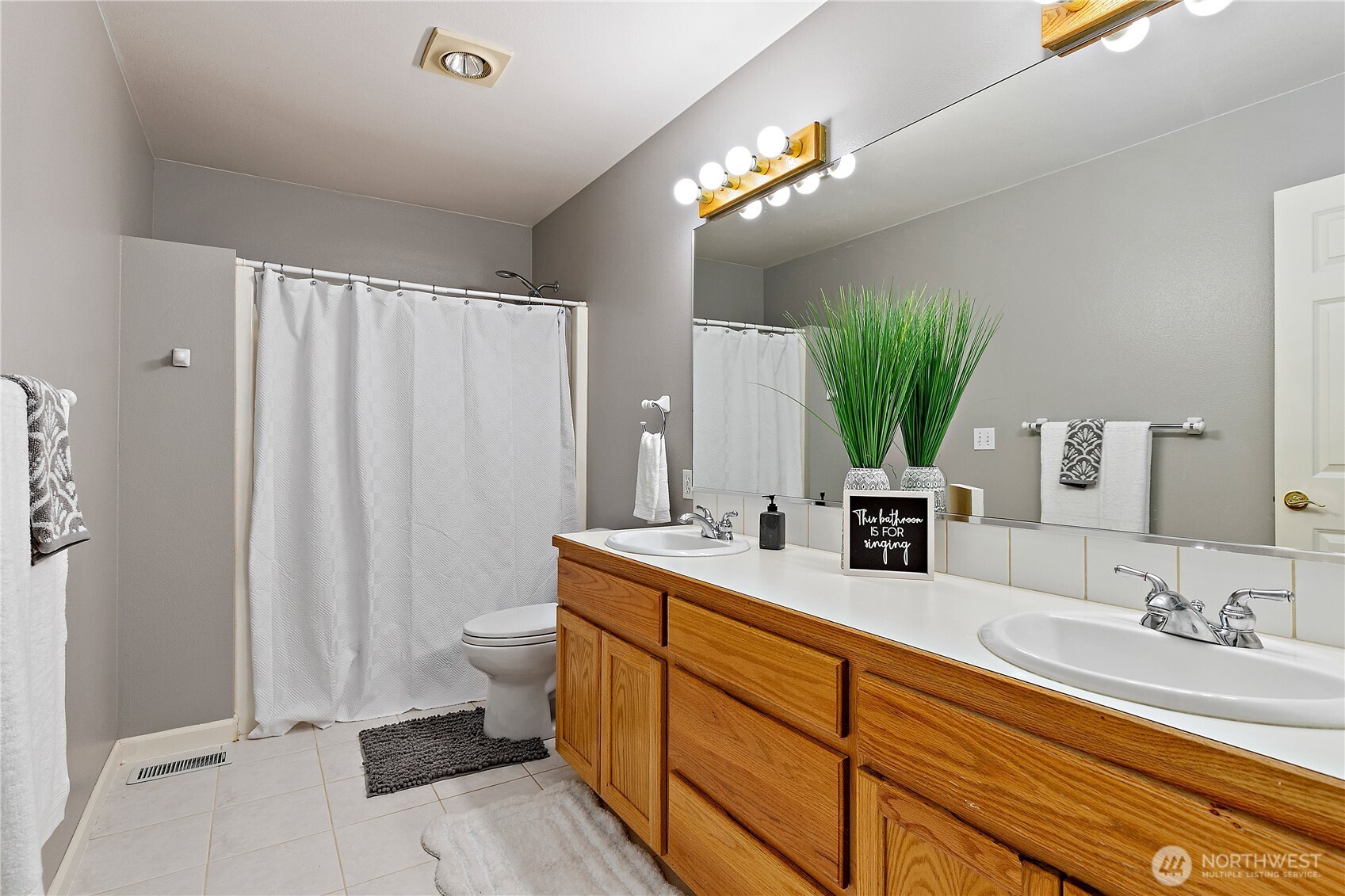 15827 33rd Avenue Ct E Tacoma WA 98446
